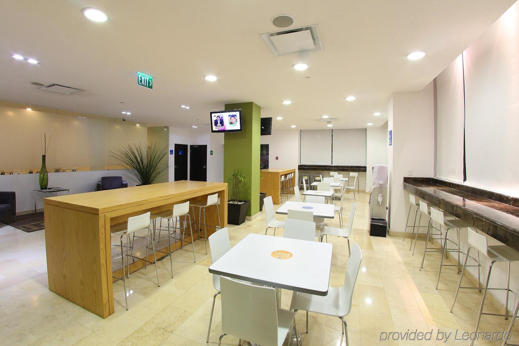 One Culiacan Forum Restaurant foto